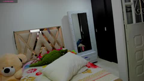 Snapshot of nata_rosse chatting on December 13, 2024, 12:31 am Natalia online show from December 13, 2024, 12:31 am