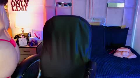 Snapshot of natacha_black00 chatting on May 5, 2026, 3:09 pm Natacha black online show from May 5, 2026, 3:09 pm