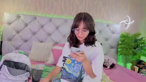 natalia online show from July 16, 2026, 7:53 pm