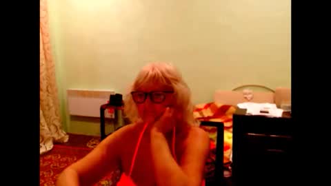 natali online show from April 18, 2026, 5:50 pm