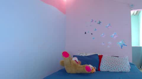 Snapshot of natalia_33 chatting on January 10, 2025, 5:13 pm Natalia online show from January 10, 2025, 5:13 pm
