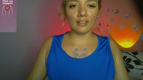 Snapshot of natalia_33 chatting on February 6, 2025, 4:42 am Natalia online show from February 6, 2025, 4:42 am