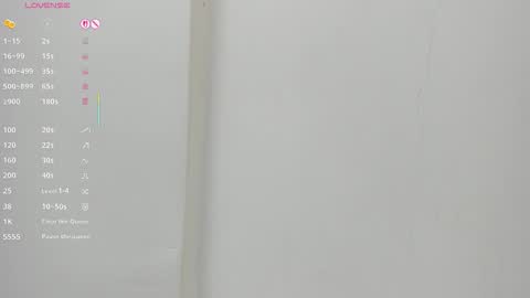 Snapshot of natalia_delgado chatting on February 19, 2026, 3:35 am Natalia online show from February 19, 2026, 3:35 am