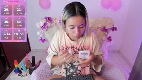 Nataliua Henao online show from October 24, 2025, 2:24 pm