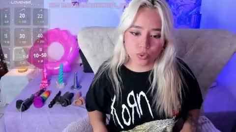 Nataliua Henao online show from June 14, 2026, 2:57 am