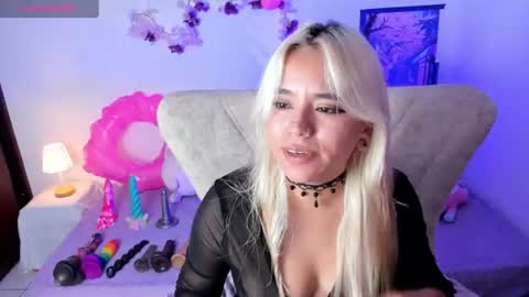 Nataliua Henao online show from June 29, 2026, 3:35 am