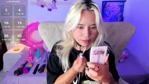 Nataliua Henao online show from July 1, 2026, 10:42 pm