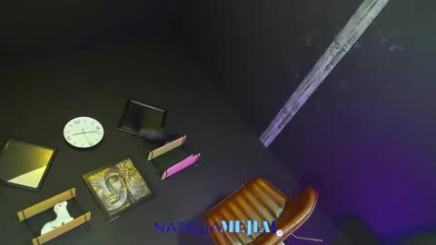 Natalia Mejia online show from February 4, 2026, 11:20 pm