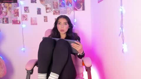       online show from April 14, 2026, 4:29 am