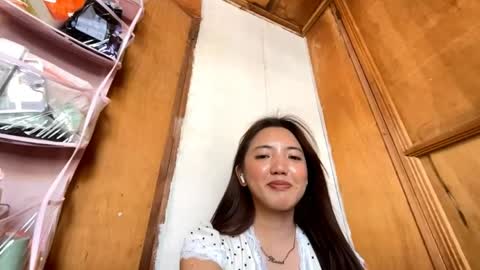 Emma online show from April 11, 2026, 3:22 am