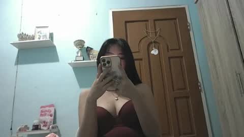 Snapshot of nataliegirl_ chatting on July 15, 2026, 7:19 pm Natalie online show from July 15, 2026, 7:19 pm