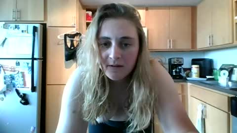 natalielynn4216 online show from June 30, 2026, 7:48 pm