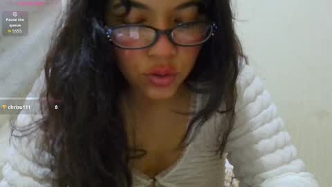 Natalie Soda online show from November 20, 2025, 2:01 am