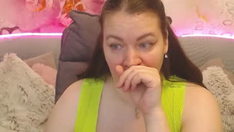 Nataly online show from June 24, 2026, 7:13 pm