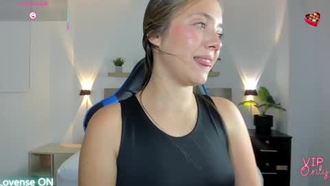 Snapshot of nataly_rodri chatting on January 14, 2026, 2:17 am Nataly online show from January 14, 2026, 2:17 am