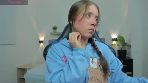 Snapshot of nataly_rodri chatting on February 25, 2026, 1:59 am Nataly online show from February 25, 2026, 1:59 am