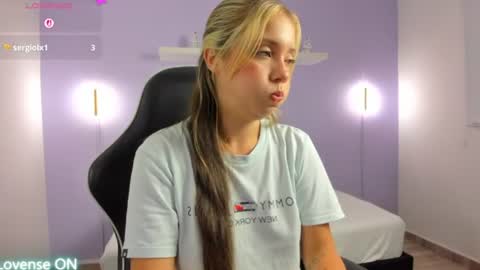 Snapshot of nataly_rodri chatting on June 20, 2026, 2:36 am Nataly online show from June 20, 2026, 2:36 am