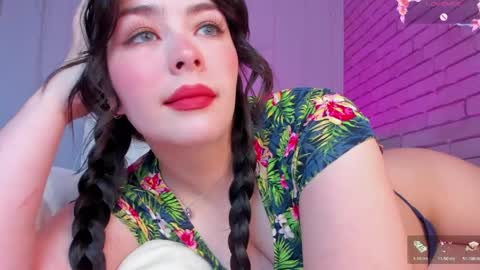 Nataly online show from May 15, 2026, 12:01 pm