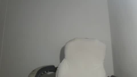 Snapshot of natasha9_ chatting on May 21, 2026, 3:35 am NATTY online show from May 21, 2026, 3:35 am