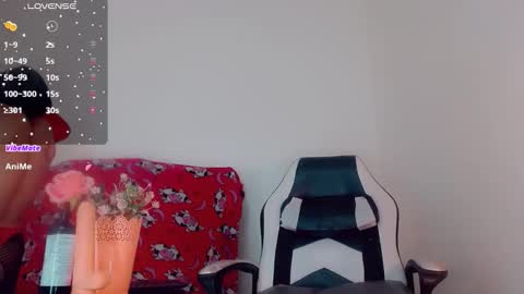 natasha_clifford online show from January 6, 2026, 7:28 pm