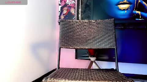 natasha_clifford online show from April 23, 2026, 8:55 pm
