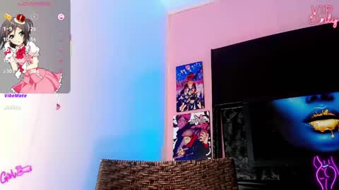 natasha_clifford online show from May 7, 2026, 8:03 pm