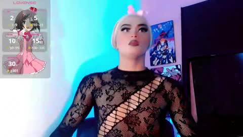 natasha_clifford online show from May 19, 2026, 7:20 pm