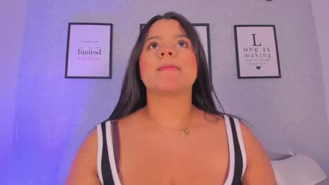 Snapshot of natasha_harpper chatting on May 14, 2026, 11:50 am Natasha online show from May 14, 2026, 11:50 am