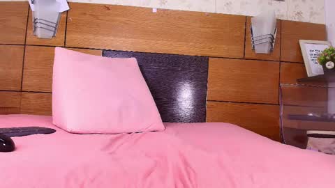 Natasha online show from February 26, 2025, 7:27 pm