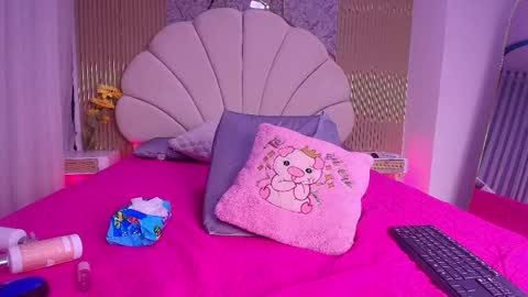Natasha online show from May 19, 2026, 7:20 pm