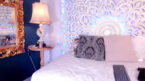 natasha_rosee_ online show from July 15, 2026, 11:15 am
