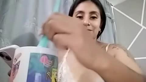 Snapshot of natasha_shine22 chatting on June 18, 2026, 2:23 am natasha_shine22 online show from June 18, 2026, 2:23 am