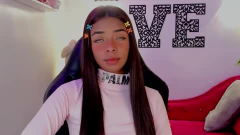 Natasha  online show from March 19, 2026, 4:33 pm