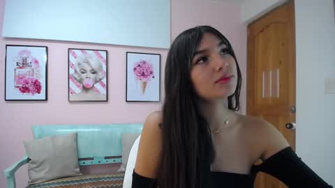 Snapshot of natasha_stern chatting on February 1, 2026, 1:42 pm Natasha online show from February 1, 2026, 1:42 pm