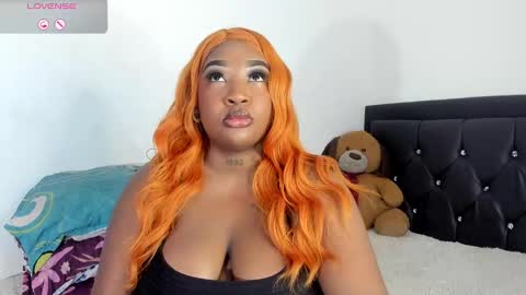 Snapshot of natassha_brown chatting on January 18, 2025, 12:24 am Natassha online show from January 18, 2025, 12:24 am