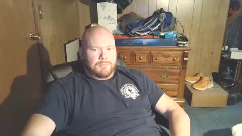 Snapshot of nate_b99 chatting on October 12, 2025, 7:46 pm Nate online show from October 12, 2025, 7:46 pm