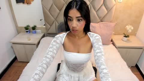 NATH QUIM online show from January 28, 2025, 2:32 am