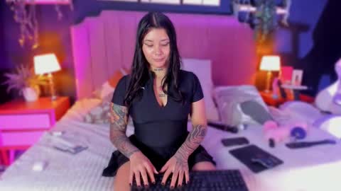 nathalia stone  online show from March 21, 2026, 8:34 pm