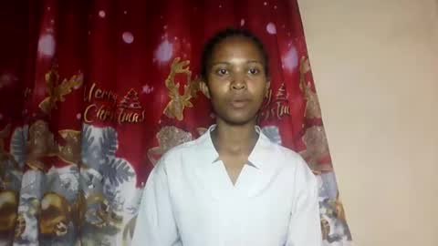 Snapshot of nathalie004 chatting on November 24, 2025, 5:40 am nathalie004 online show from November 24, 2025, 5:40 am