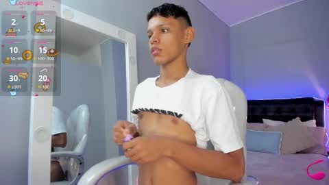 Snapshot of nathalie_moon_ chatting on April 16, 2026, 12:06 pm nathalie_moon_ online show from April 16, 2026, 12:06 pm