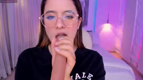 NATHALIE online show from April 23, 2026, 12:29 pm