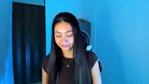 Snapshot of nathalie_rose chatting on September 27, 2025, 5:23 am Nathalie online show from September 27, 2025, 5:23 am