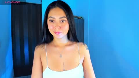 Snapshot of nathalie_rose chatting on April 16, 2026, 2:12 am Nathalie online show from April 16, 2026, 2:12 am