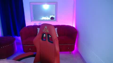 Nathaly sweet online show from June 22, 2026, 12:13 pm