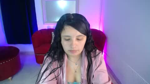 Nathaly sweet online show from July 28, 2026, 12:23 pm