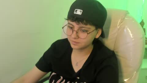 nathalyy_ds online show from April 16, 2026, 4:30 pm