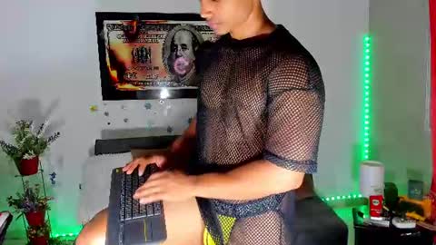 Snapshot of nathan_sexy247 chatting on July 3, 2026, 12:28 am Nathan online show from July 3, 2026, 12:28 am