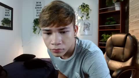 Snapshot of nathanclay chatting on May 23, 2026, 4:18 am nathanclay online show from May 23, 2026, 4:18 am