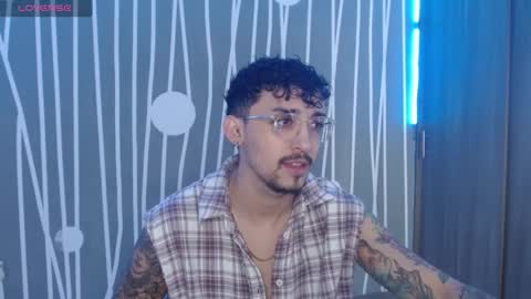 nathanray99 online show from December 30, 2024, 3:24 pm