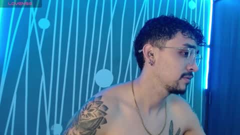 nathanray99 online show from January 2, 2025, 3:19 pm